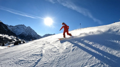 Schischulleiter Mathias Fritz_einst erster Snowboardlehrer im Tal (c) ORF Kopie