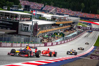 F1 GP AUT 2024 SO 04 Legends Parade Action © Lucas Pripfl Red Bull Ring